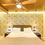 Hotel Effect Algara Kranewo