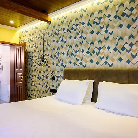 Hotel Effect Algara